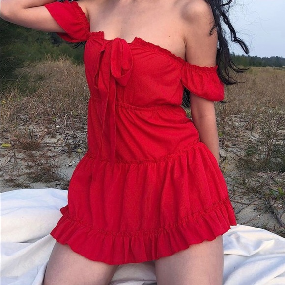 NWT red dress super beautiful! - Picture 1 of 5